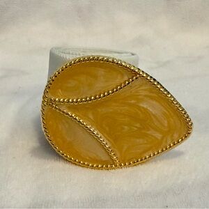 Vintage Day-Lor USA Stretch Belt Marbled Enamel Runway Style Disco Era Statement